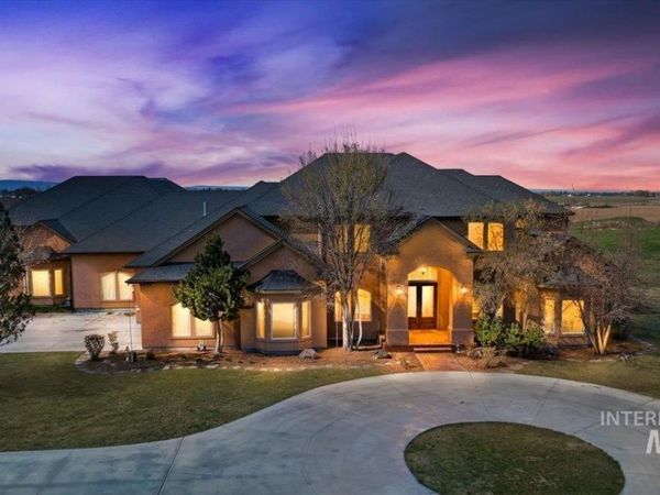 3797 Rustler Ln, Meridian, ID 83642