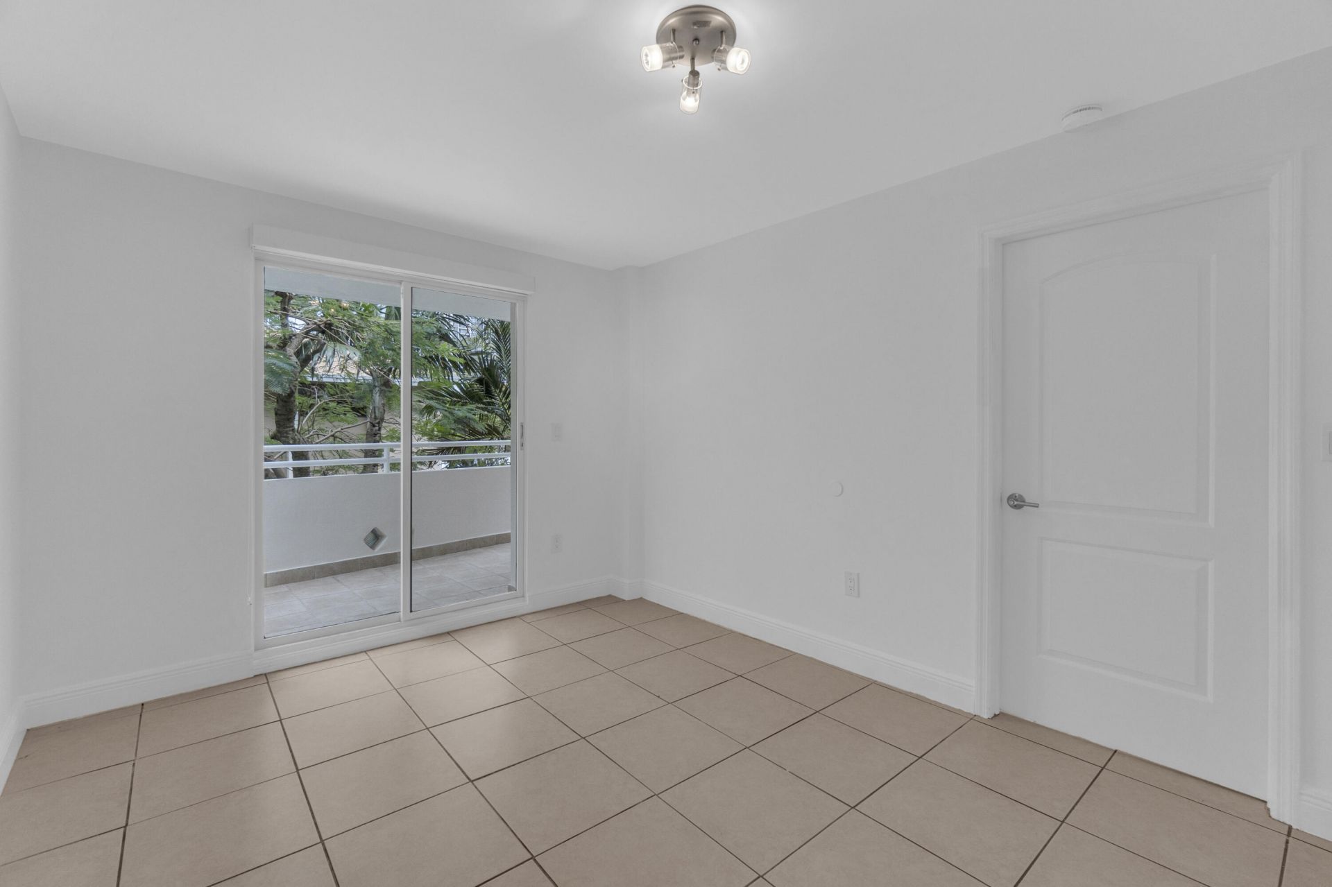 2100 Brickell Avenue, Unit 305, Miami, FL 33129 Photo