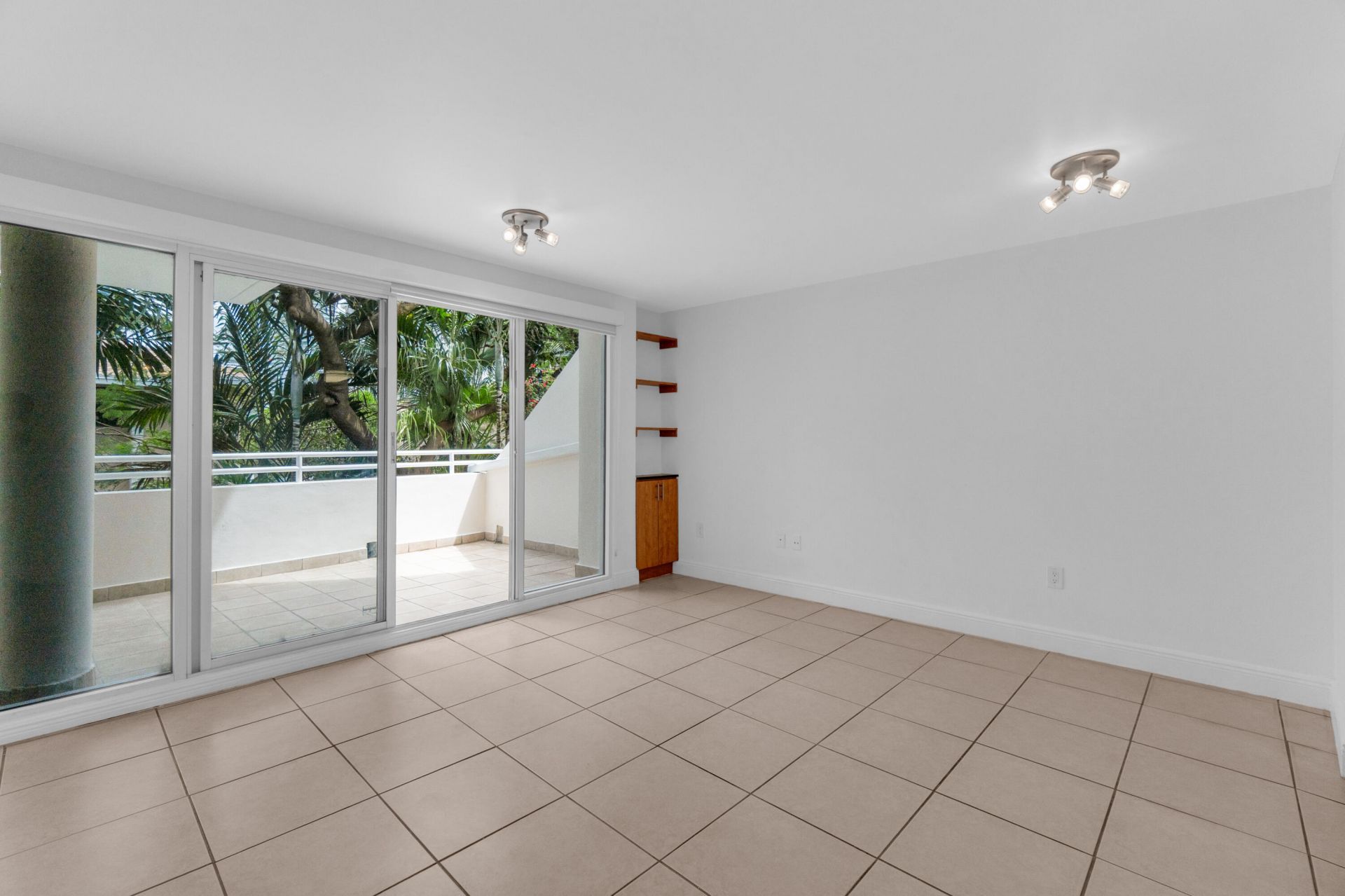 2100 Brickell Avenue, Unit 305, Miami, FL 33129 Photo