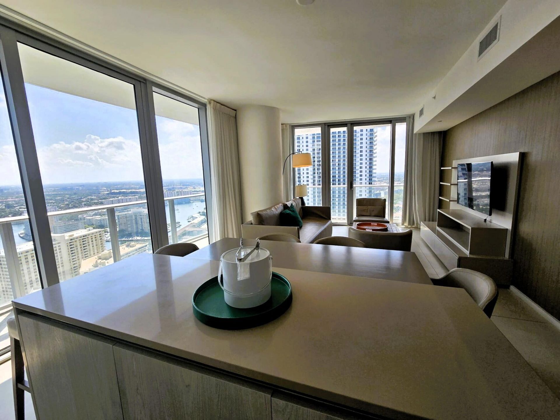 4111 S Ocean Drive, Unit 3011, Hollywood, FL 33019 Photo