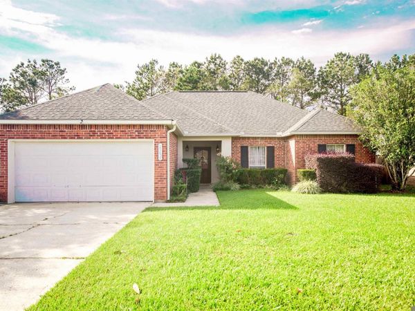 23603 Southpoint Dr, Denham Springs, LA 70726