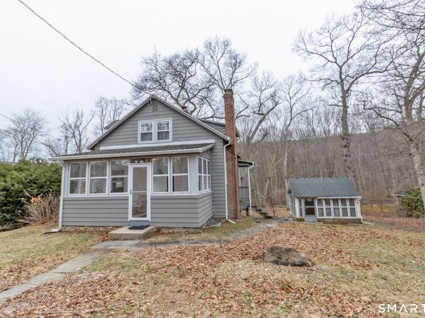 4 Myrtle , East Hampton, CT 06424