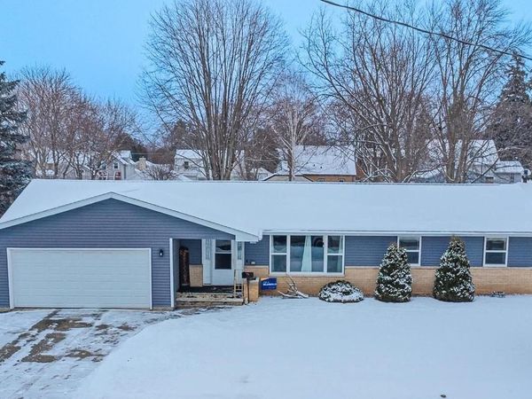 428 LINCOLN STREET, Seymour, WI 54165