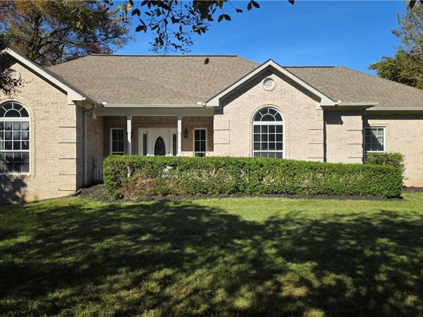 1284 Winrock Drive , Morrilton, AR 72110