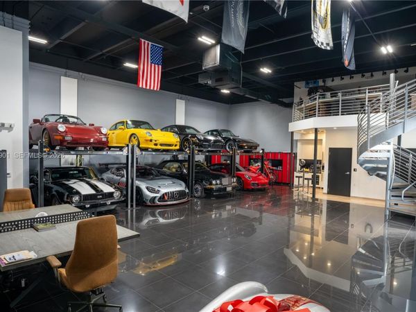 6030 NW 102nd Ave, Unit 206, Doral, FL 33178