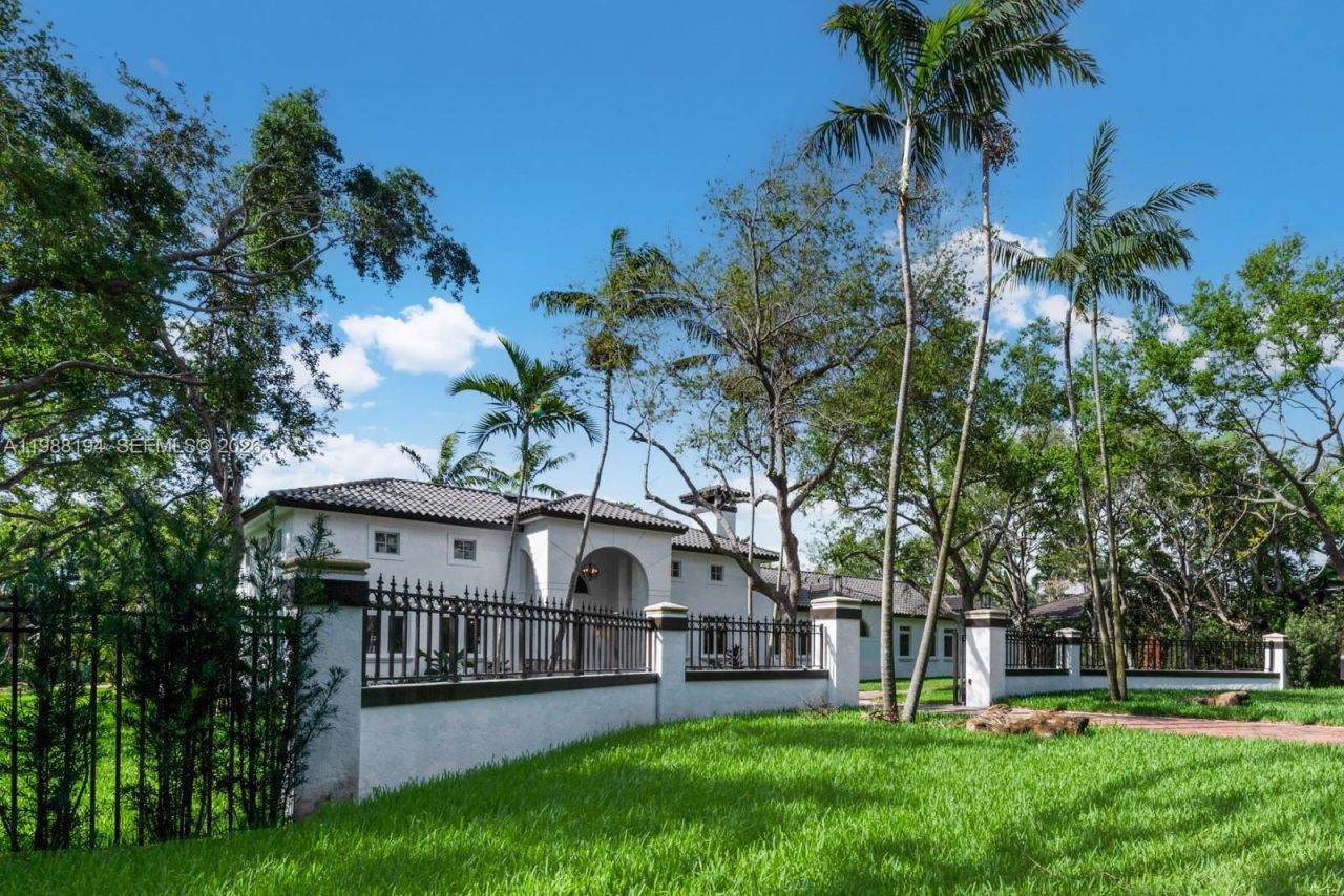 6200 SW 130th Ter , Pinecrest, FL 33156 Photo