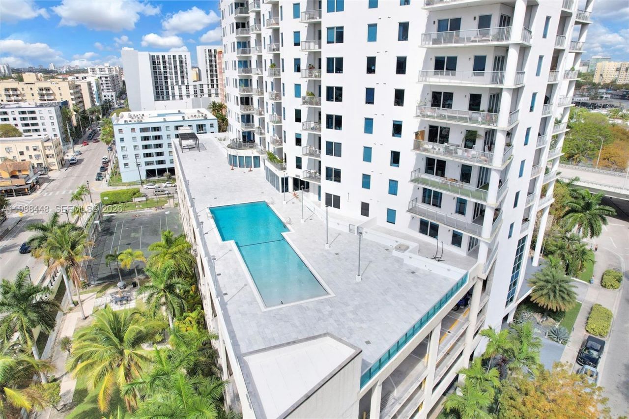 10 SW South River Dr, Unit 1615, Miami, FL 33130 Photo