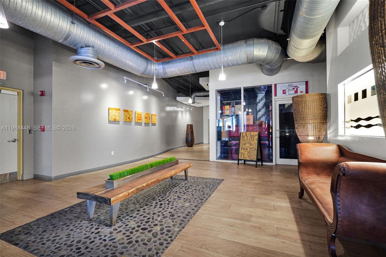 10 SW South River Dr, Unit 1615, Miami, FL 33130 Photo