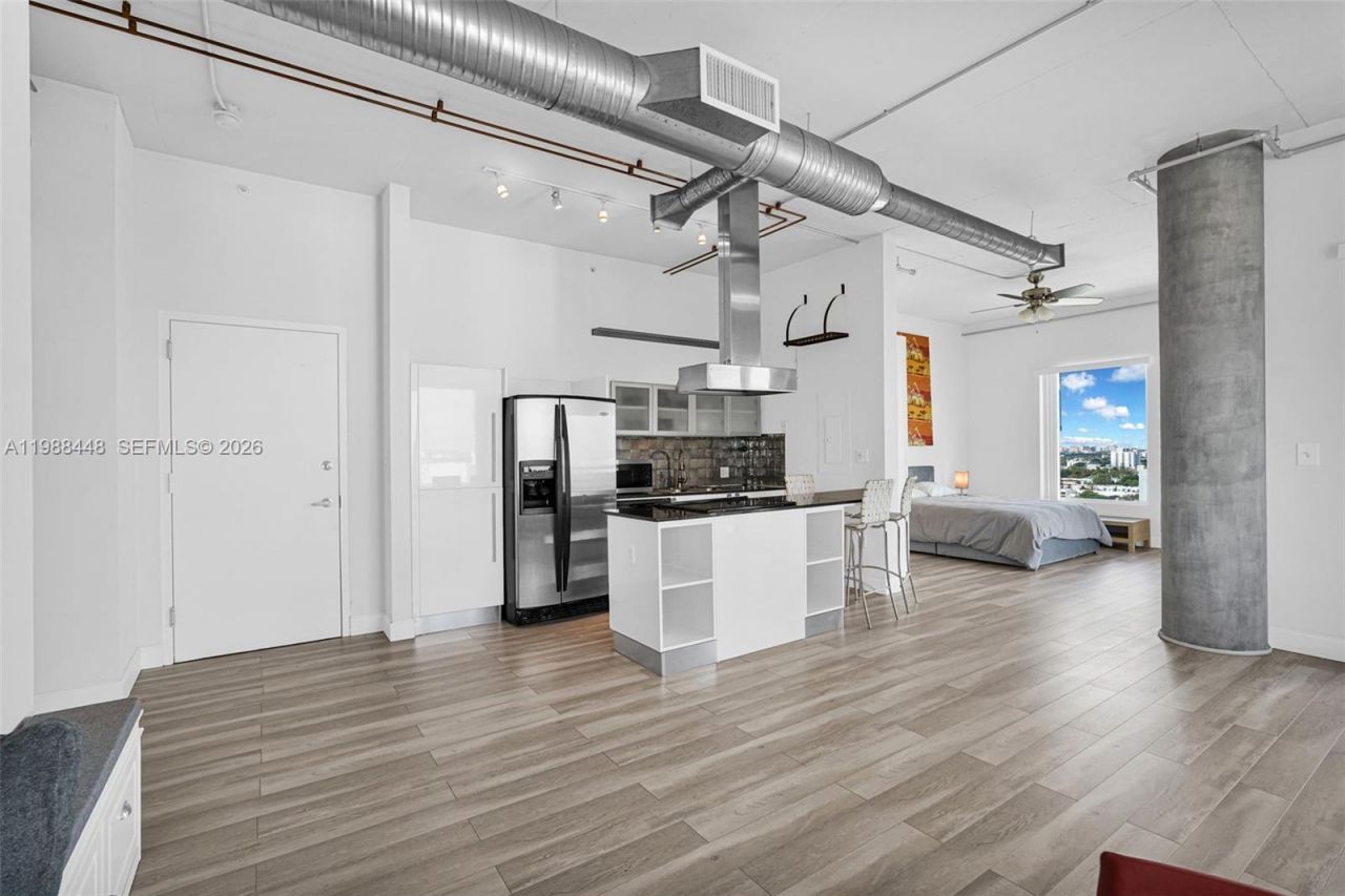 10 SW South River Dr, Unit 1615, Miami, FL 33130 Photo