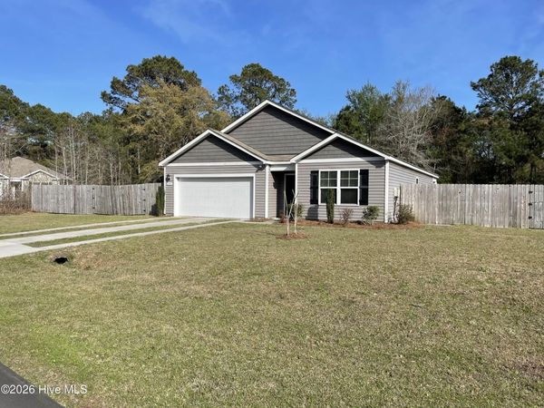 364 Ellis Road SE, Bolivia, NC 28422