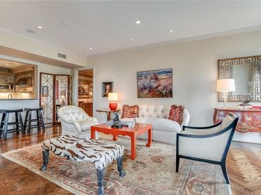 3505 Turtle Creek Boulevard, Unit 9E, Dallas, TX 75219