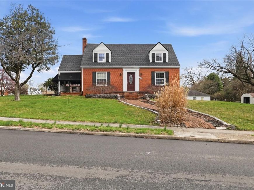 318 Mealey Parkway, Hagerstown, MD 21742 Main Photo