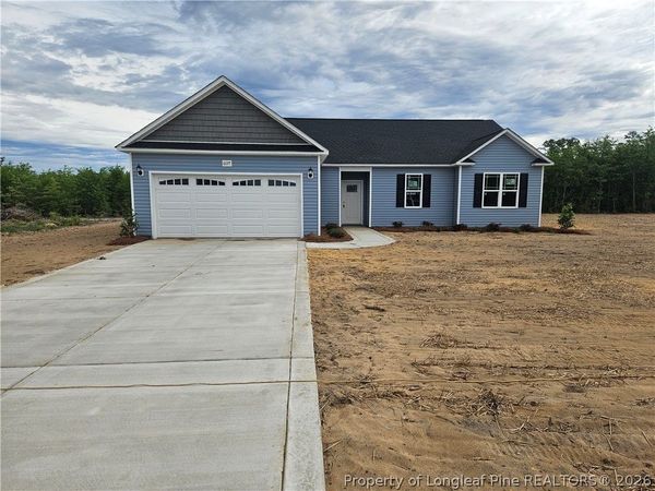 6077 Ari Court, Fayetteville, NC 28312