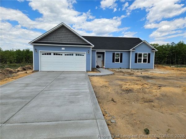 6077 Ari Court, Fayetteville, NC 28312