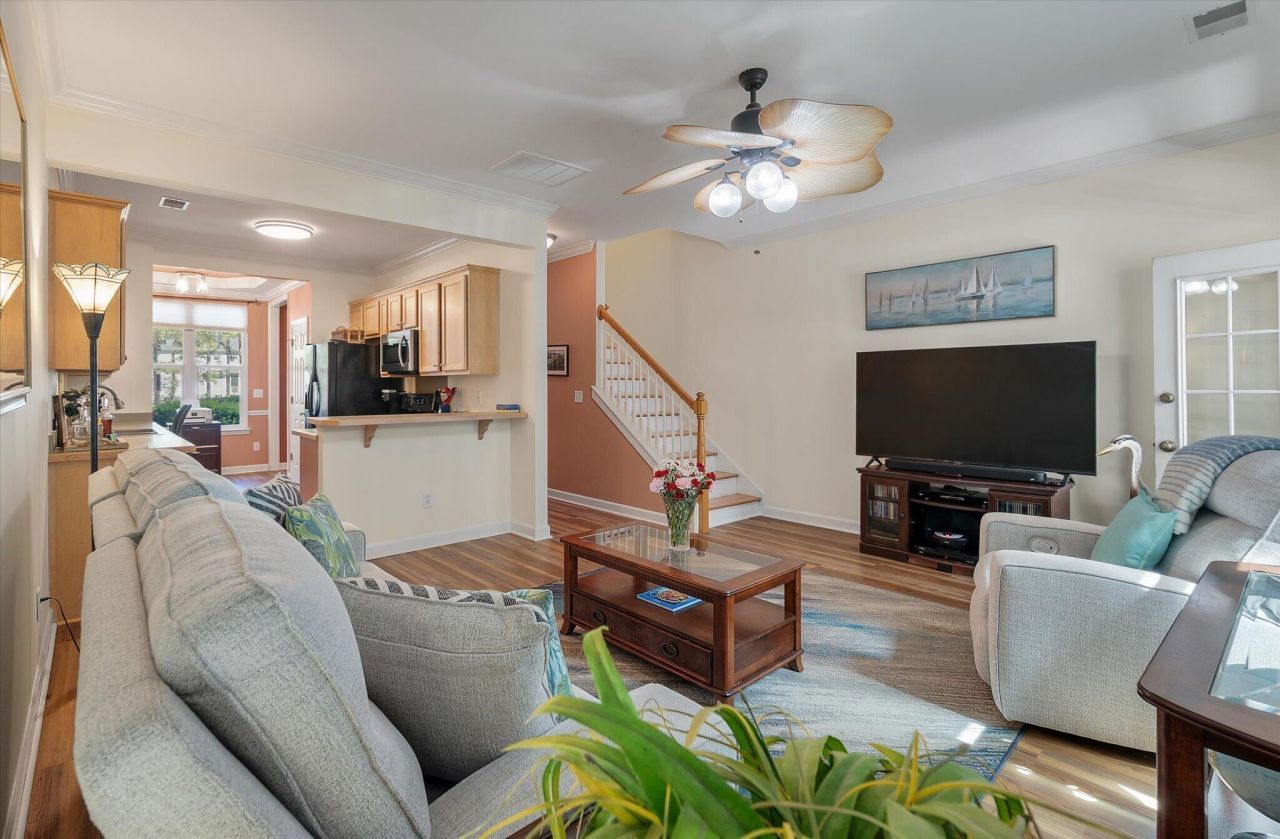 3464 Billings Street Photo 6