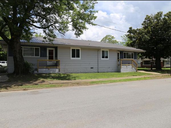 520 S Holly Street, Chattanooga, TN 37404