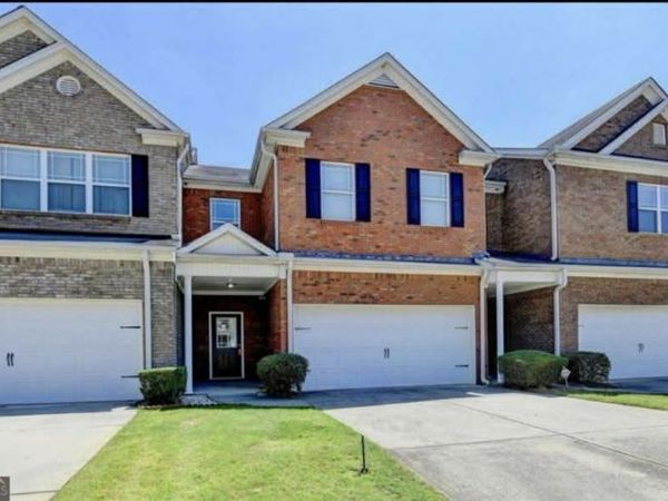 233 Greenview Lane, Lawrenceville, GA 30046