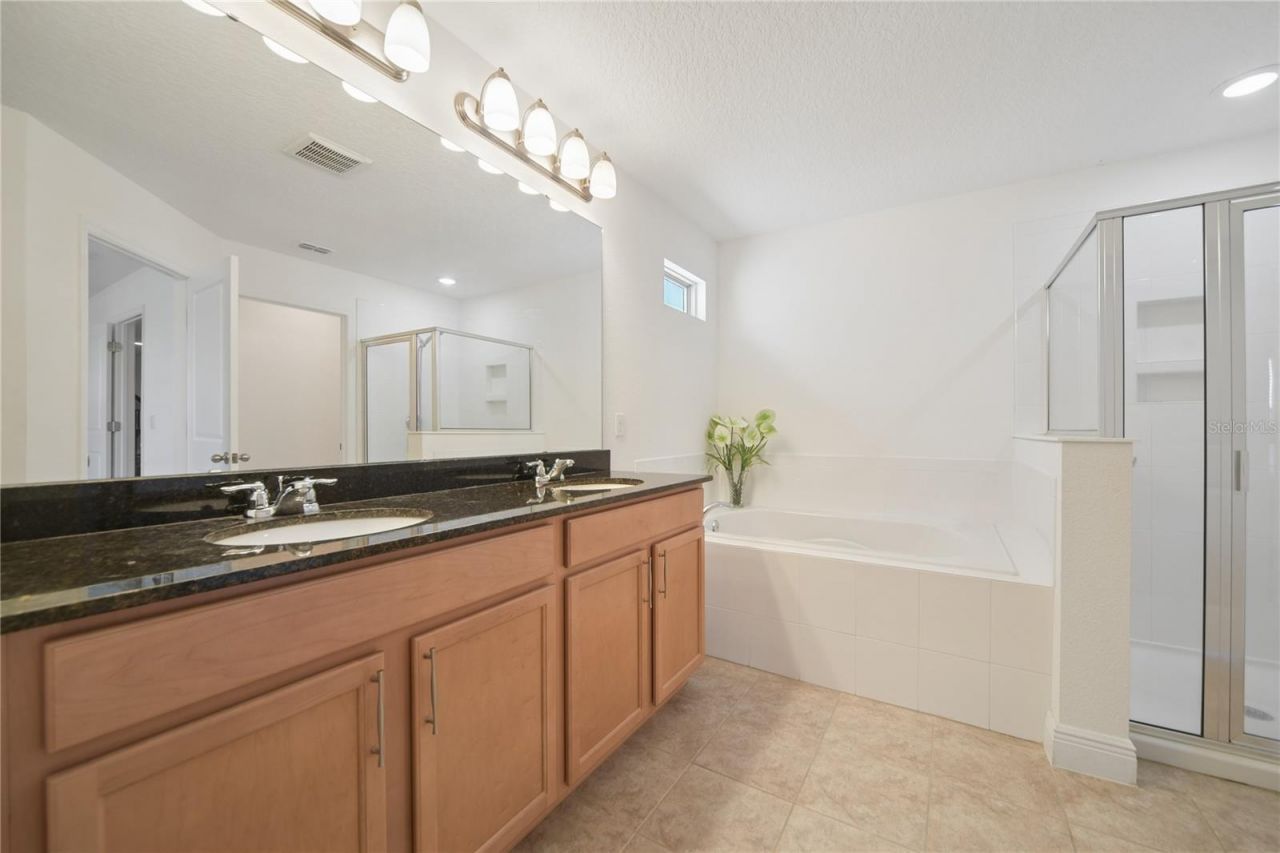 3232 Stonewyck Street, Orlando, FL 32824 Photo