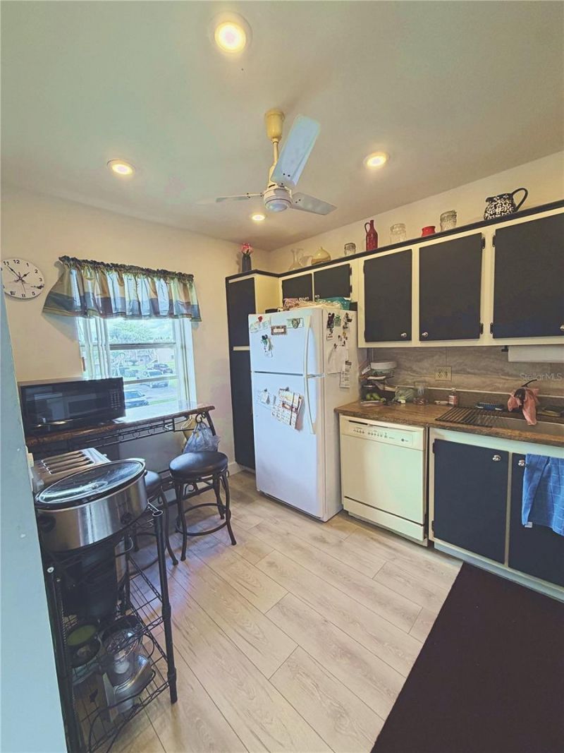 140 Lake Meryl Drive, Unit 233, West Palm Beach, FL 33411 Photo