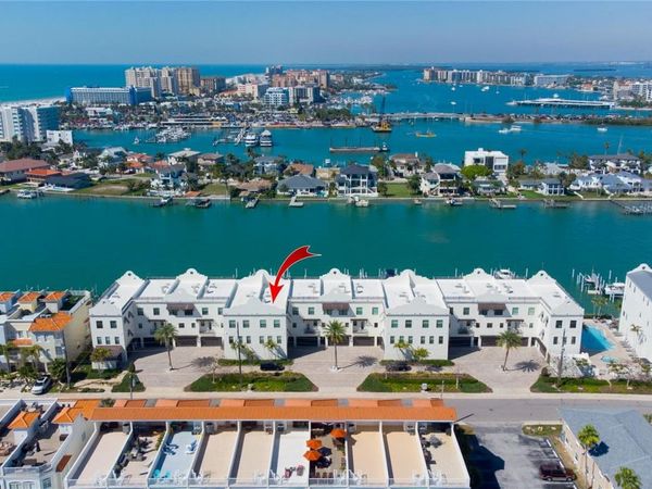 158 BRIGHTWATER DRIVE, Unit 1, CLEARWATER BEACH, FL 33767