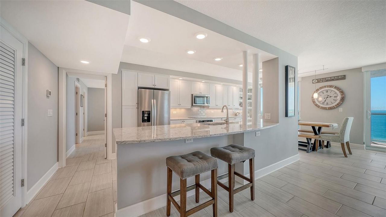 2425 Gulf Of Mexico Drive, Unit 14E, Longboat Key, FL 34228 Photo