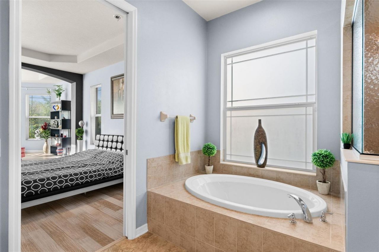 5326 Napa Drive, Sarasota, FL 34243 Photo