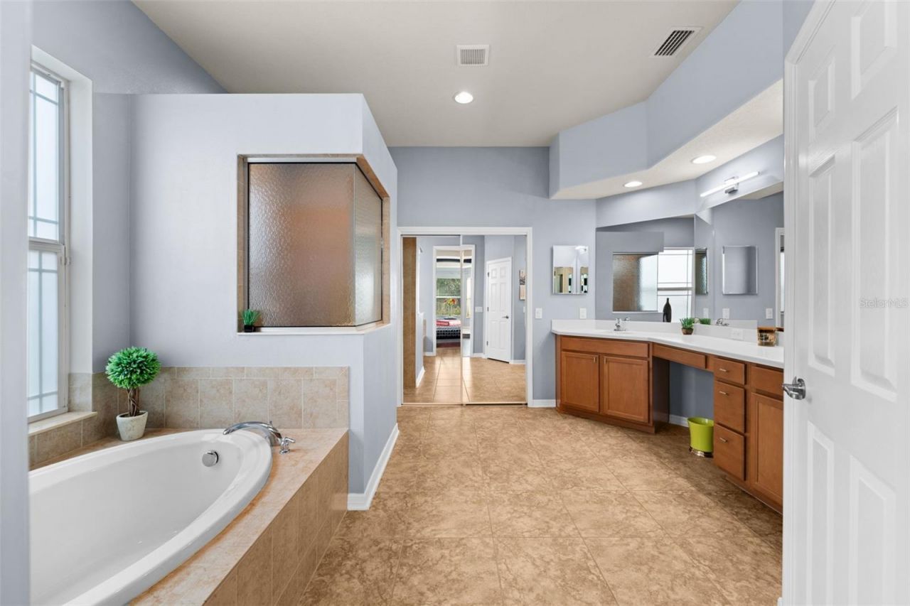 5326 Napa Drive, Sarasota, FL 34243 Photo