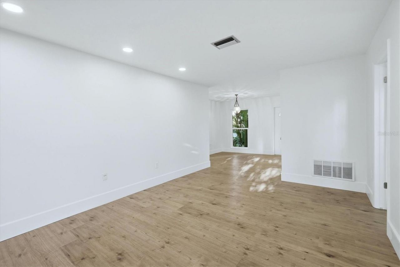 3504 38th Street W, Bradenton, FL 34205 Photo