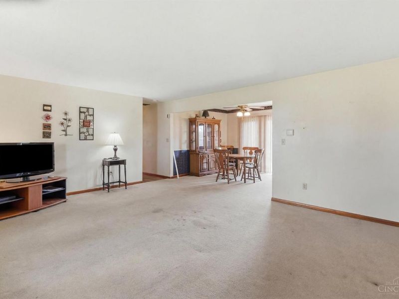 34 Mitchell Road, Union Twp, OH 45177 Photo 2