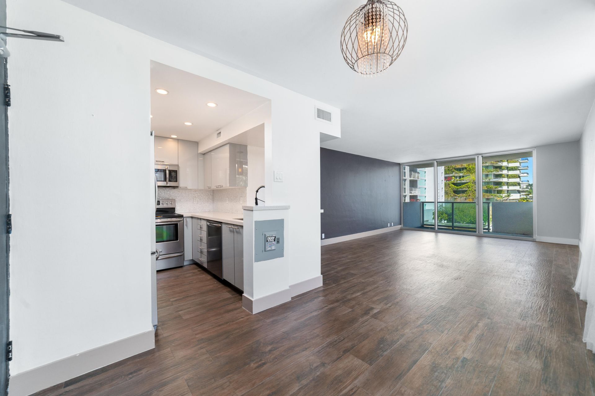 1200 West Avenue, Unit 316, Miami Beach, FL 33139 Photo