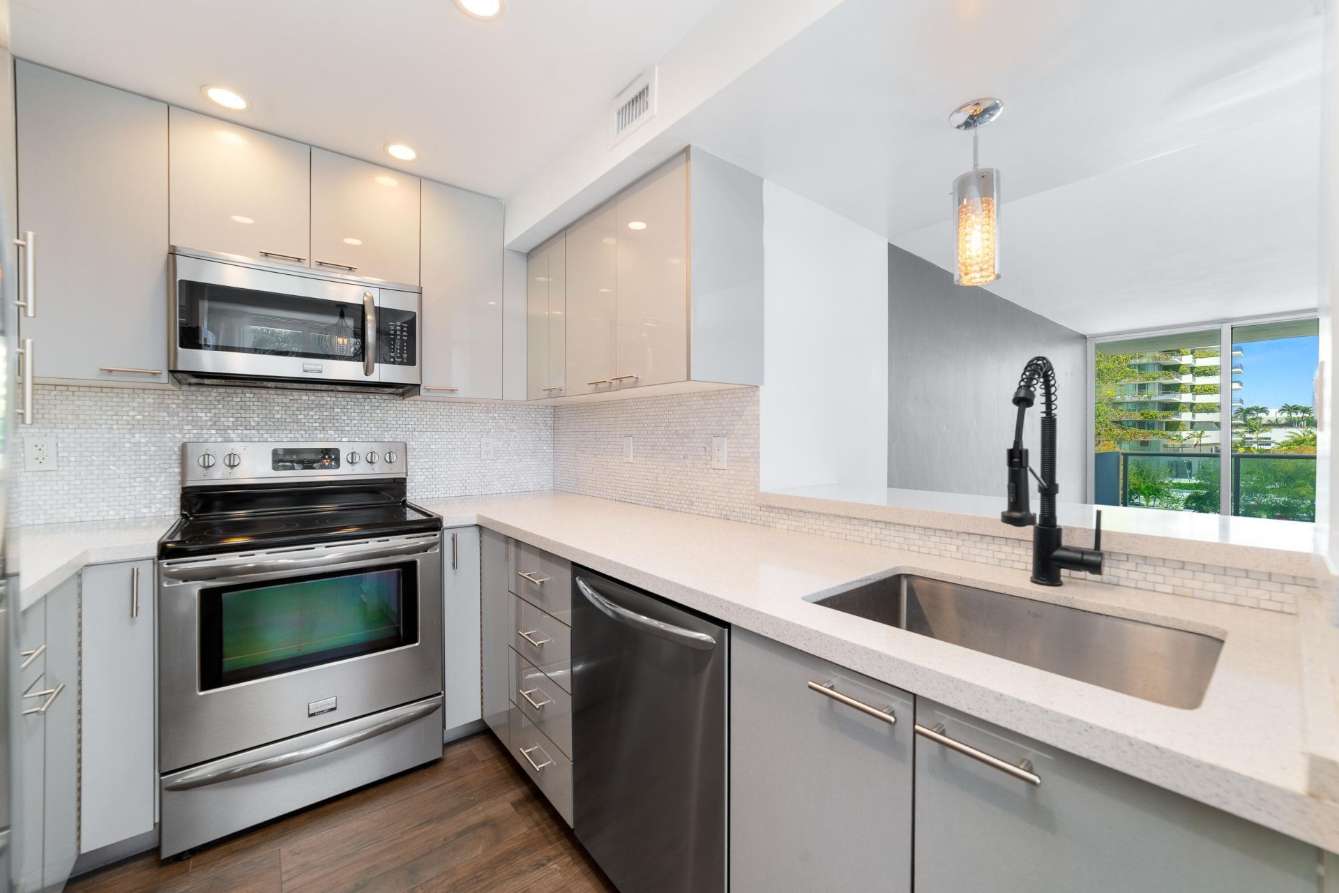 1200 West Avenue, Unit 316, Miami Beach, FL 33139 Photo