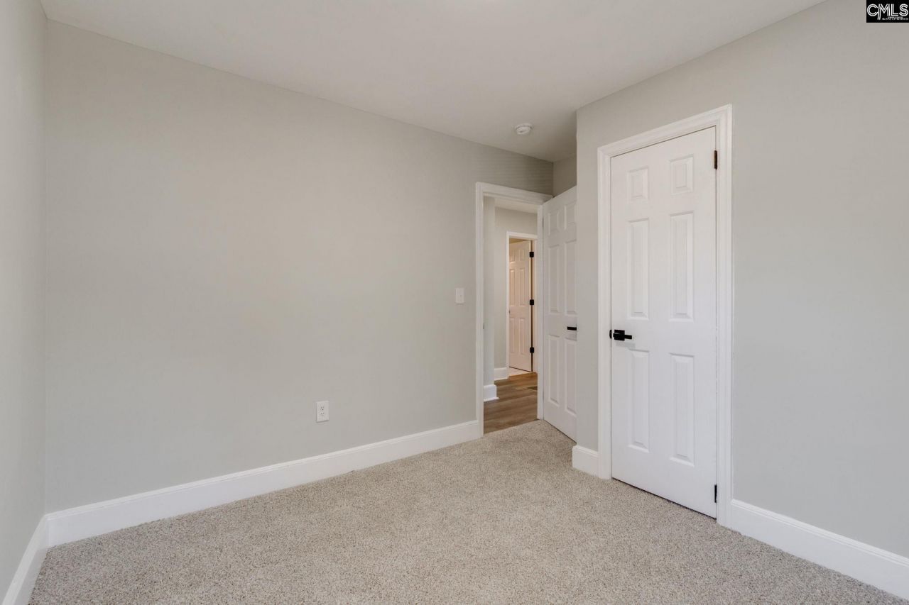 165 Whiteside Circle Photo 10