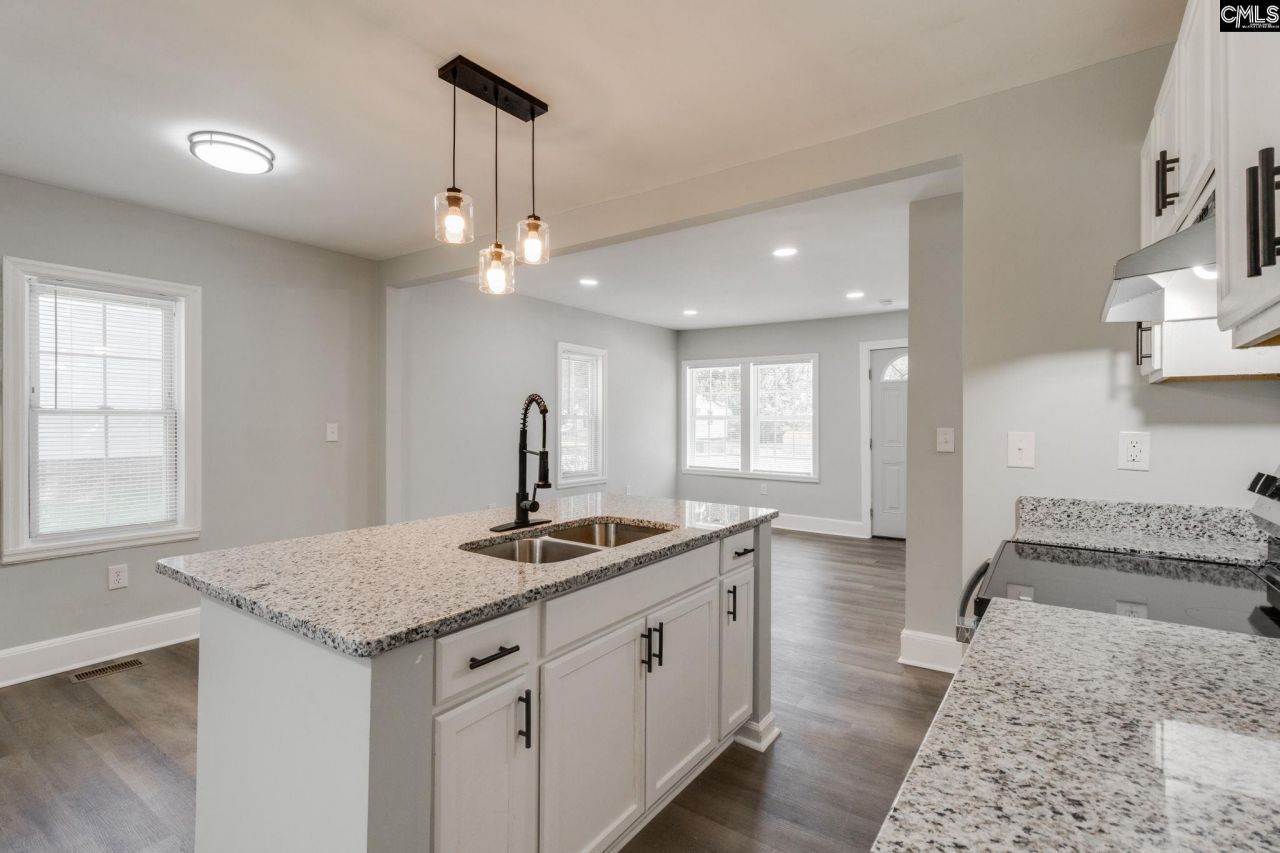 165 Whiteside Circle Photo 6