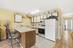 500 Fairway Village Dr. photo 4