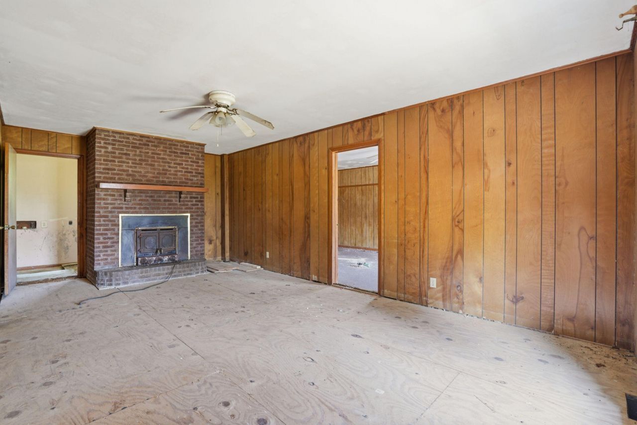 320 Guppy Way Photo 15