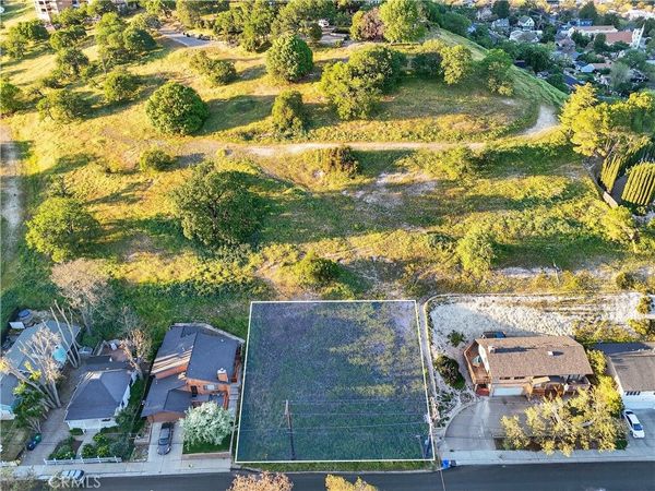 153 Pacific Avenue, Paso Robles, CA 93446