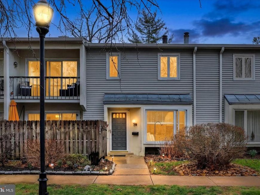 197 E Chelsea Circle, Newtown Square, PA 19073 Main Photo