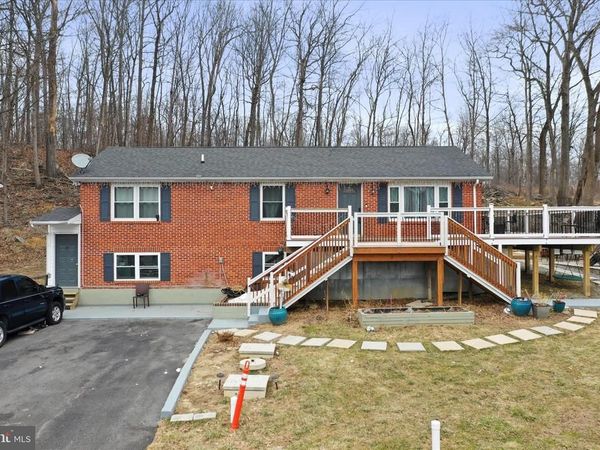 13903 WOLFSVILLE ROAD , SMITHSBURG, MD 21783
