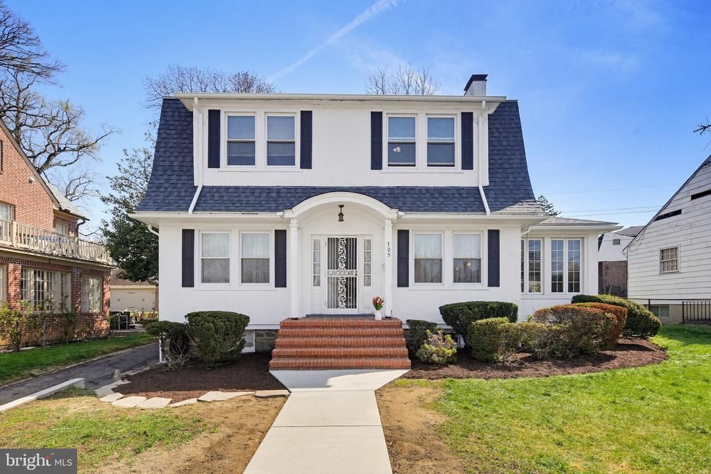 705 Winans Way, Baltimore, MD 21229 Main Photo