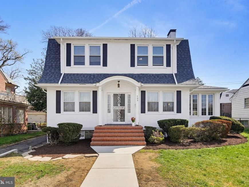 705 Winans Way, Baltimore, MD 21229 Main Photo