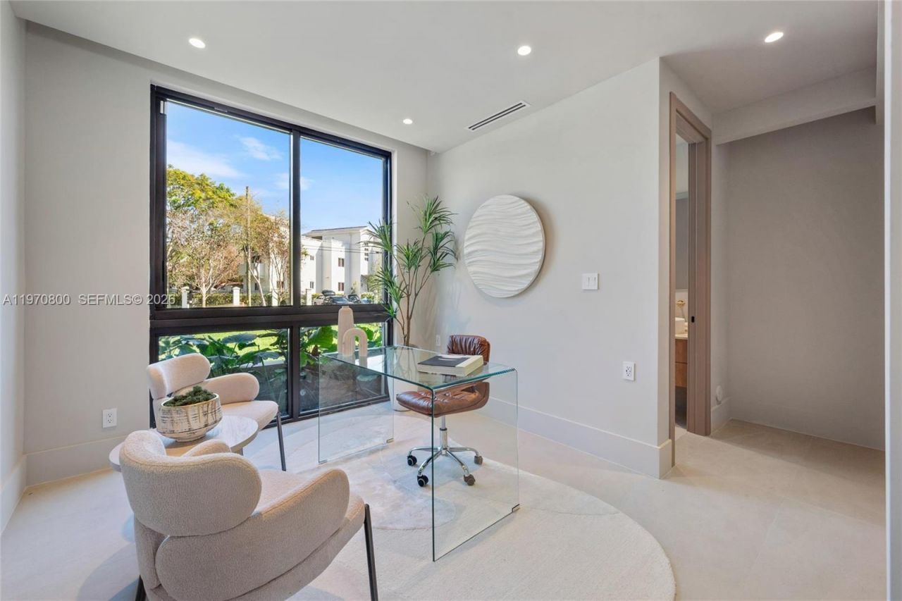 5854 SW 30th St , Miami, FL 33155 Photo