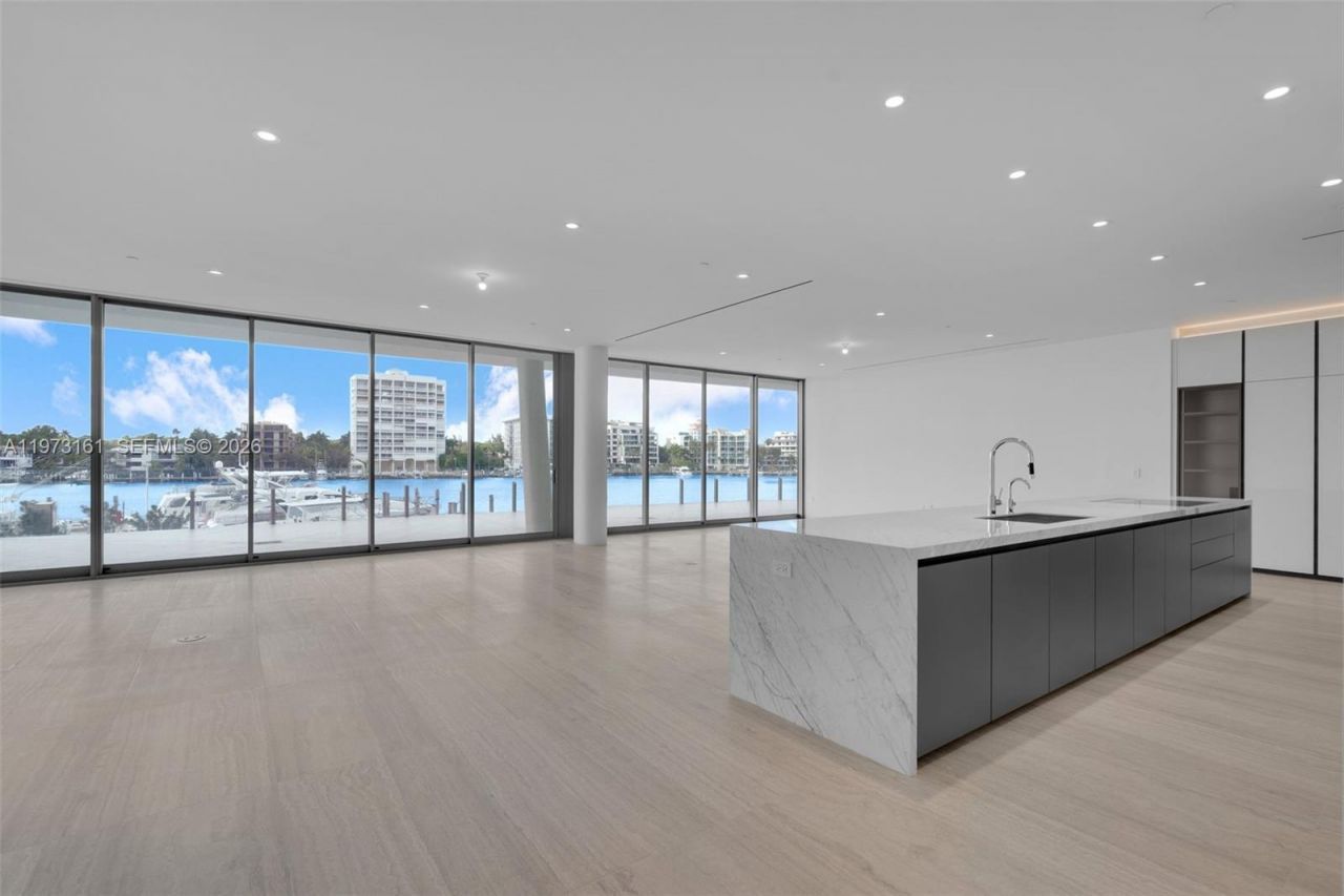 5 Grove Isle Drive, Unit S203, Coconut Grove, FL 33133 Photo