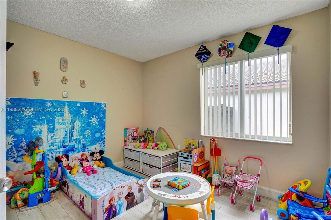 20401 SW 1st St , Pembroke Pines, FL 33029 Photo