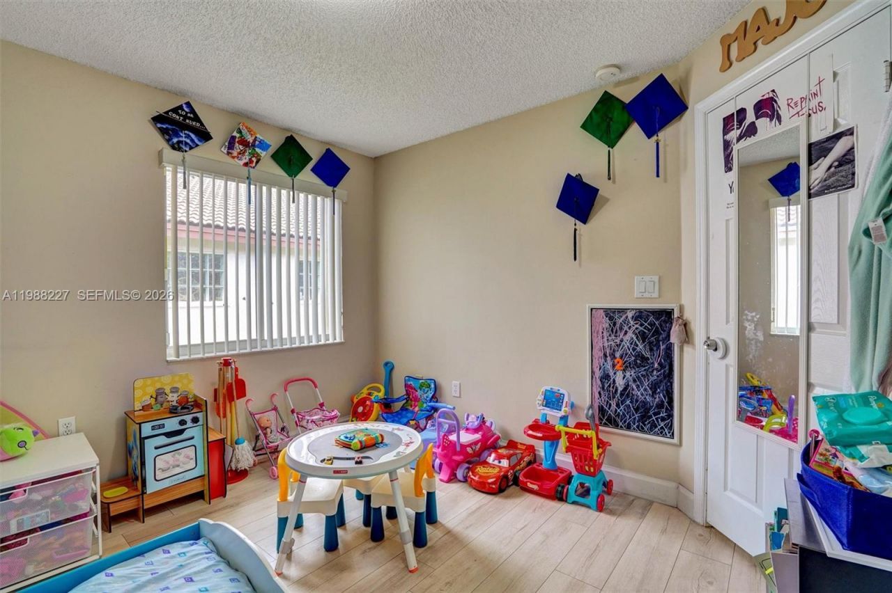 20401 SW 1st St , Pembroke Pines, FL 33029 Photo