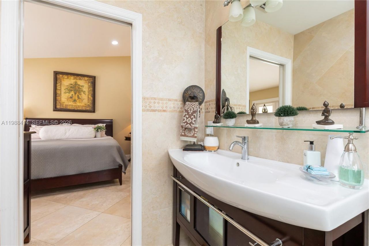 13260 SW 96th St , Miami, FL 33186 Photo