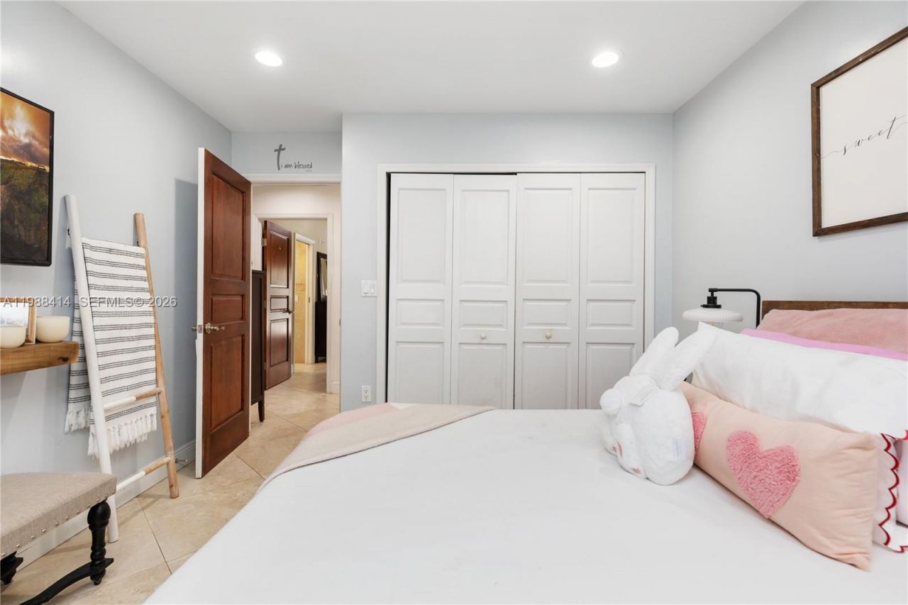 13260 SW 96th St , Miami, FL 33186 Photo