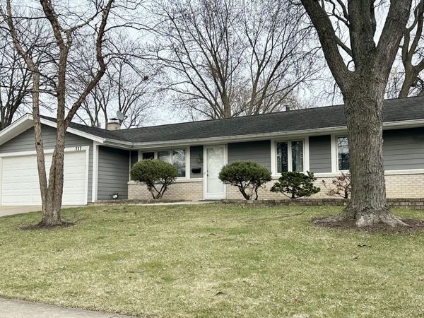 717 Slingerland Drive , Schaumburg, IL 60193