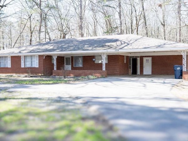 1004 S Evans Road, White Hall, AR 71602