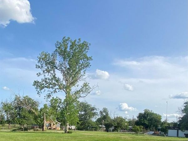 1701 Dallas Street, Brownwood, TX 76801