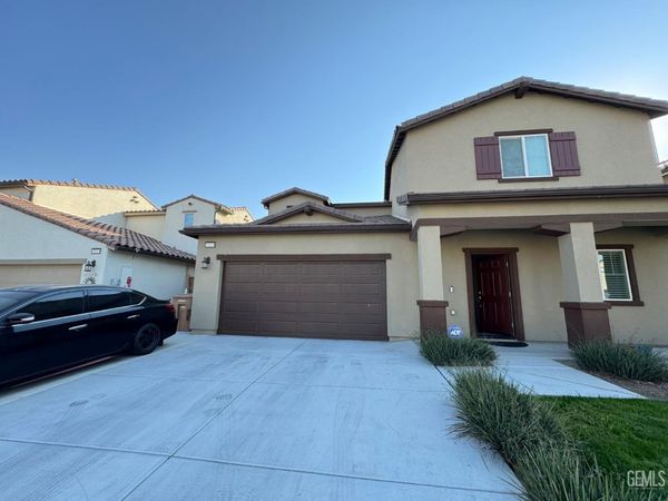 11115 Guaranda Place, Bakersfield, CA 93306